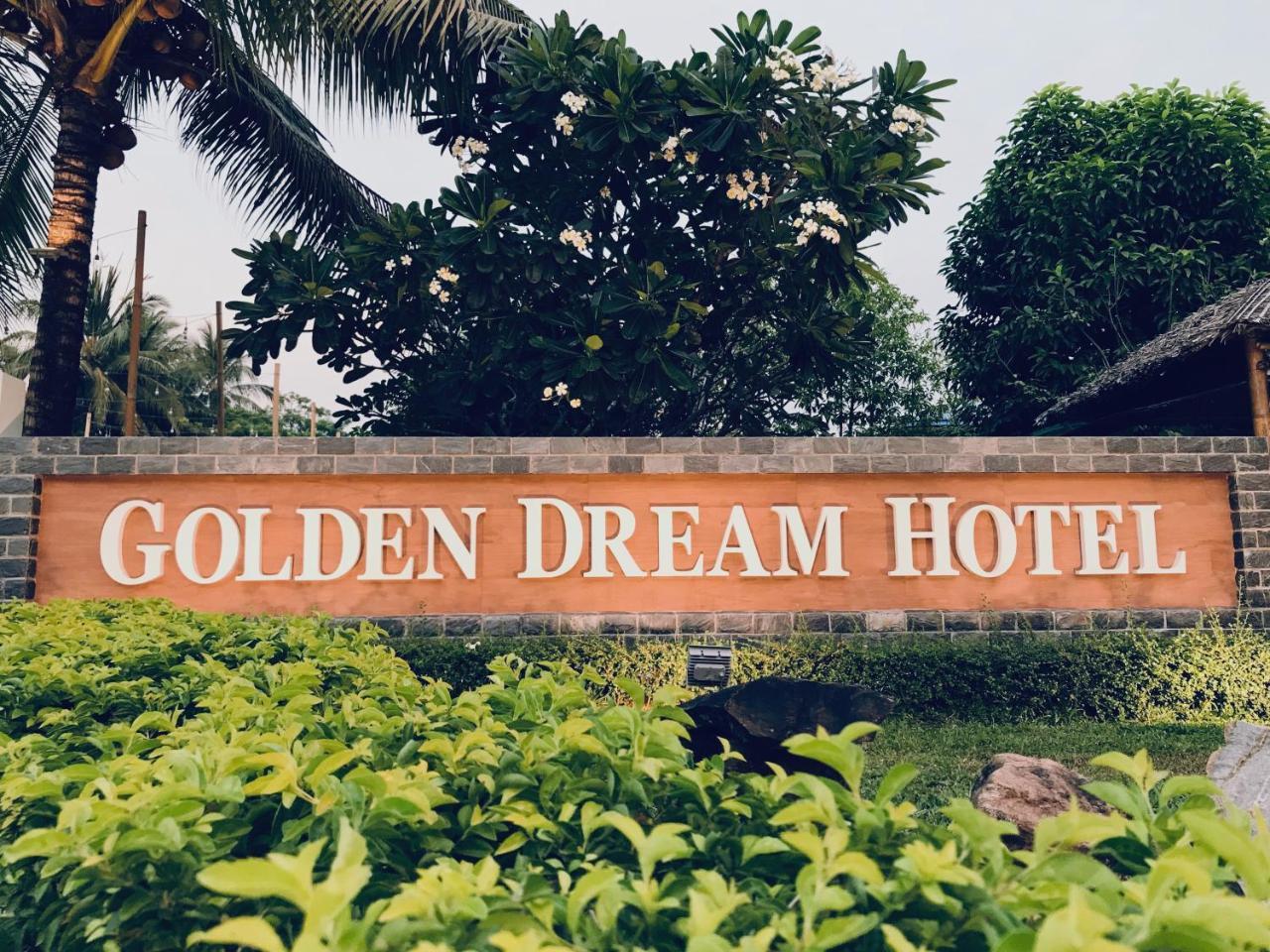 Golden Dream Hotel Mawlamyine Buitenkant foto