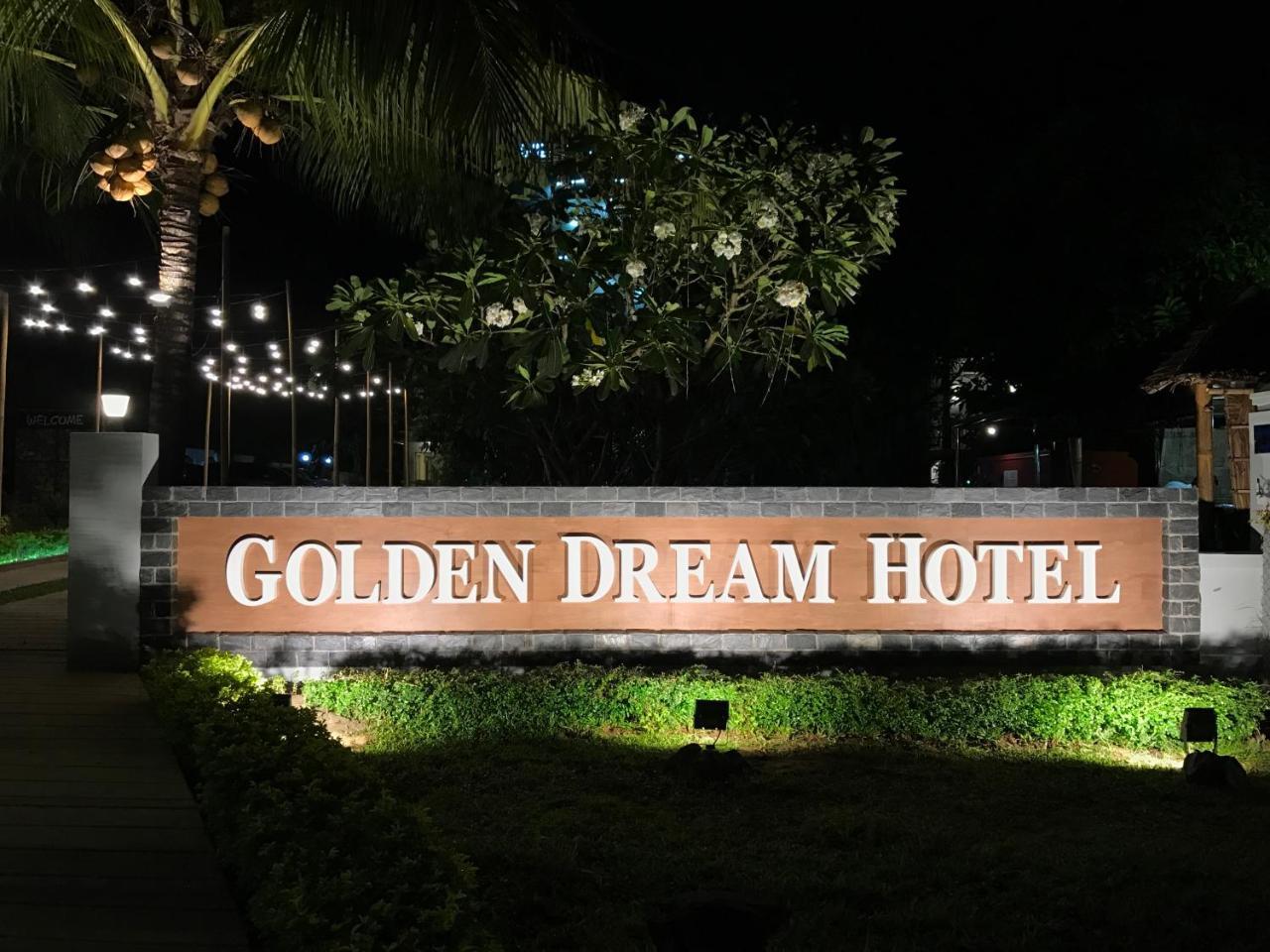 Golden Dream Hotel Mawlamyine Buitenkant foto